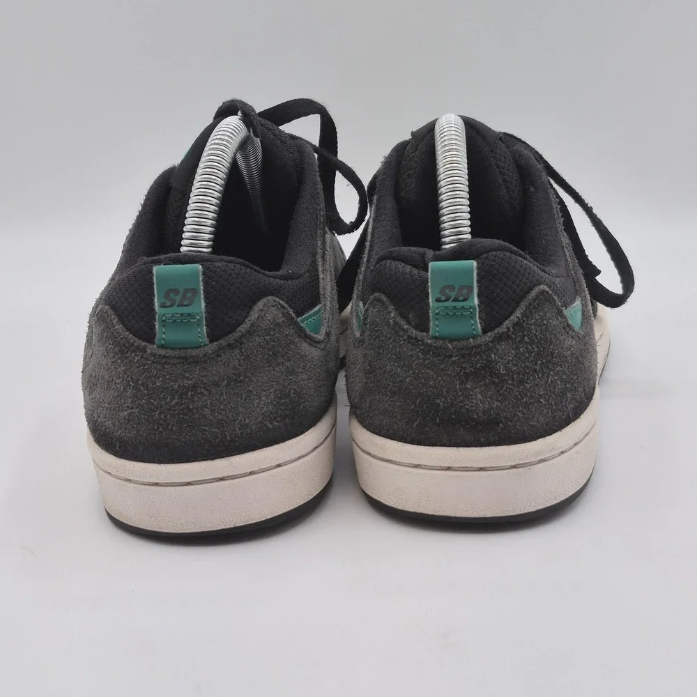 Nike SB Alleyoop Shoes Mens Size 8 Black Green‎ Suede Skate Sneakers CJ0882-007